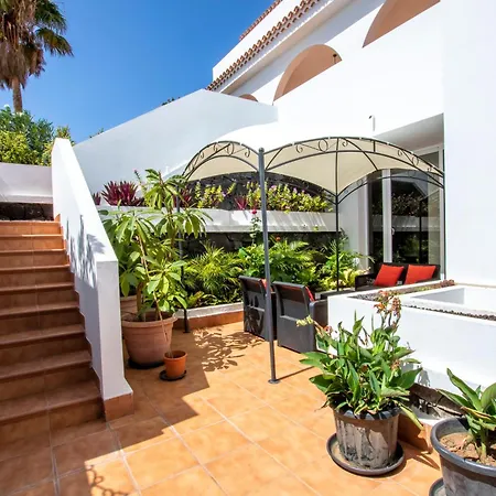 The Mango House Villa *